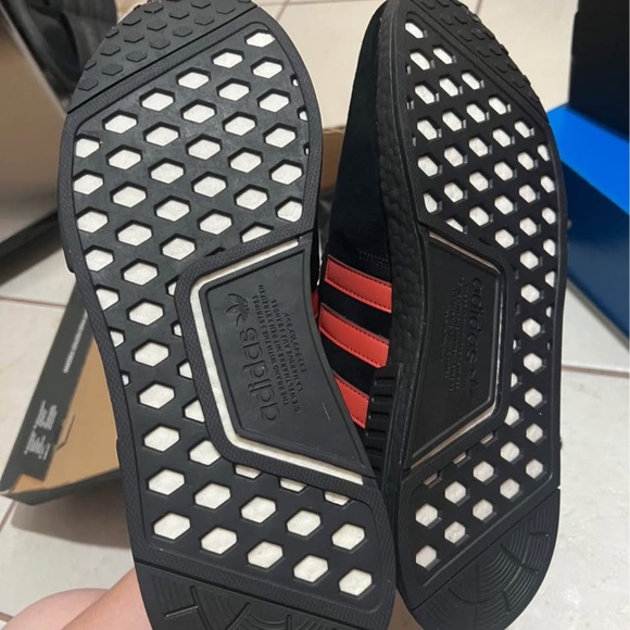 Adidas NMD R1 Sneakers - Picture 4 of 5